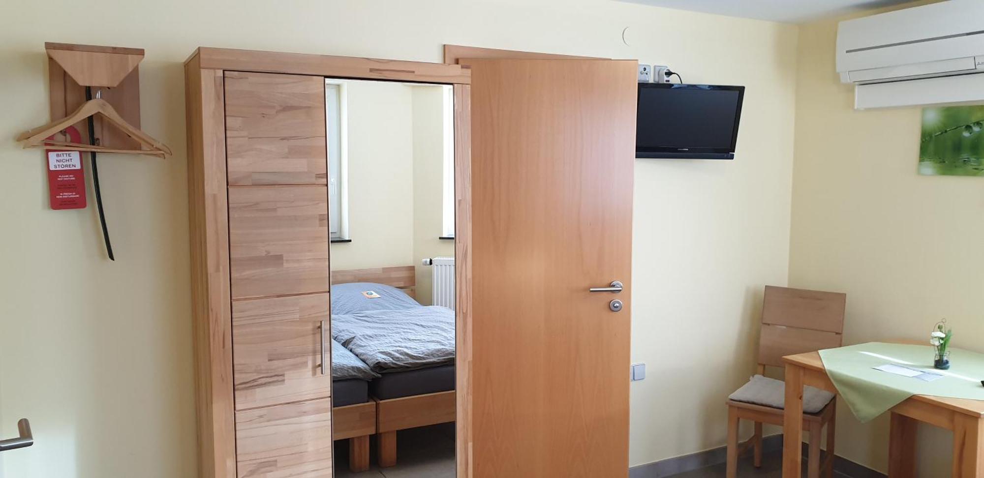 Gaestezimmer , Pension Wauri Waldenbuch المظهر الخارجي الصورة